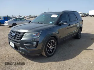 2016 Ford Explorer Sport z VIN 1FM5K8GT0GGA24715, wystawiony jako IAAI lot #41745219 z przebiegiem 124 140 mil mil oraz . Historia ofert i sprzedaży dostępna na DreamBid. Obrazek 17.