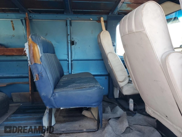1978 Ford Econoline Cargo with VIN E14BHCE0524, listed as a Copart auction lot 42554935 with 63,728 mi miles and Clean Title. Bid and sale history available at DreamBid. Image 11.