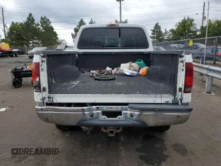 2002 Ford Super Duty F-250 XL with VIN 1FTNW21FX2EB12653, listed as a Copart auction lot 68732594 with 282,115 mi miles and Salvage Title. Bid and sale history available at carsss.com. Image 6.