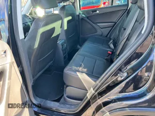 2011 Volkswagen Tiguan SE with VIN WVGBV7AX4BW535519, listed as a Copart auction lot 50371585 with 150,695 mi miles and Clean Title. Bid and sale history available at DreamBid. Image 6.