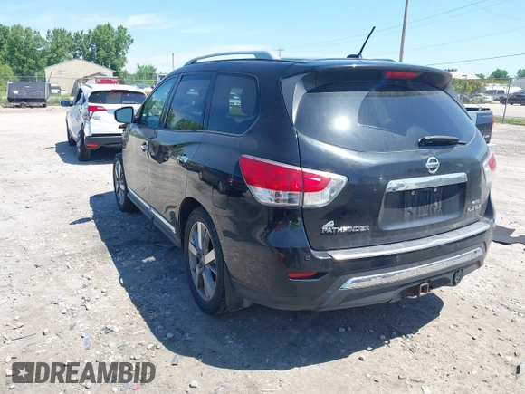 2014 Nissan Pathfinder S with VIN 5N1AR2MM7EC652571, listed as a IAAI auction lot 42641349 with 208,810 mi miles and . Bid and sale history available at DreamBid. Image 3.