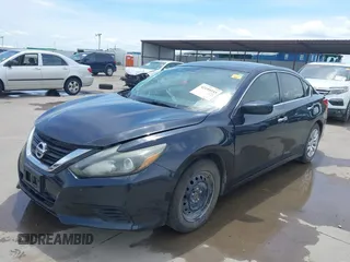 2016 Nissan Altima S z VIN 1N4AL3APXGN348769, wystawiony jako IAAI lot #42199355 z przebiegiem 135 584 mil mil oraz . Historia ofert i sprzedaży dostępna na DreamBid. Obrazek 2.