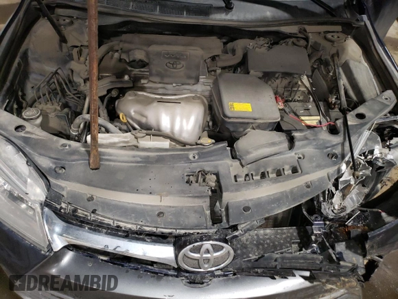 2015 Toyota Camry XLE z VIN 4T1BF1FK2FU919081, wystawiony jako Copart lot #54586885 z przebiegiem 84 855 mil mil oraz Szkoda całkowita • Salvage title. Historia ofert i sprzedaży dostępna na DreamBid. Obrazek 11.