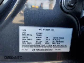 2025 Tesla Model Y Long Range with VIN 7SAYGDEE4SF272942, listed as a Copart auction lot 45817885 with 2,308 mi miles and Salvage Title. Bid and sale history available at DreamBid. Image 15.
