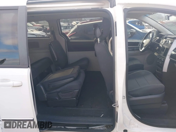 2010 Dodge Grand Caravan SXT with VIN 2D4RN5D17AR444818, listed as a IAAI auction lot 40941591 with Not Provided miles and . Bid and sale history available at DreamBid. Image 8.