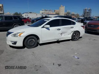 2015 Nissan Altima 2.5 with VIN 1N4AL3AP5FC276941, listed as a Copart auction lot 45604685 with 135,857 mi miles and Salvage title. Bid and sale history available at DreamBid. Image 1.