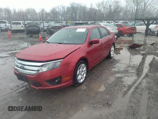 2011 Ford Fusion SE with VIN 3FAHP0HA6BR195610, listed as a IAAI auction lot 41732131 with 152,225 mi miles. Bid and sale history available at carsss.com. Image 2.
