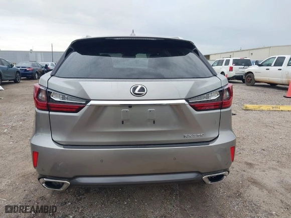2019 Lexus RX with VIN 2T2ZZMCA3KC117617, listed as a IAAI auction lot 41353472 with 38,971 mi miles. Bid and sale history available at carsss.com. Image 17.