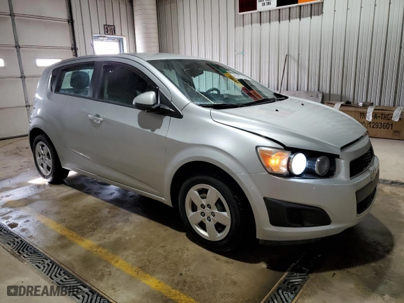 2015 Chevrolet Sonic LS with VIN 1G1JB6SG3F4125628, listed as a Copart auction lot 45977335 with 71,443 mi miles and Salvage Title. Bid and sale history available at carsss.com. Image 4.