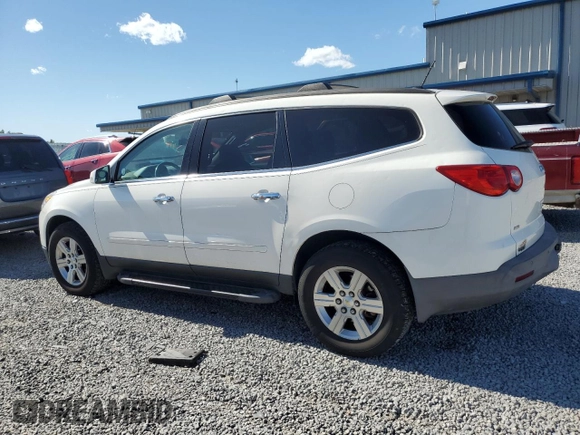 2012 Chevrolet Traverse 1LT z VIN 1GNKVGED0CJ207833, wystawiony jako Copart lot #58083155 z przebiegiem 120 058 mil mil oraz Szkoda całkowita • Salvage title. Historia ofert i sprzedaży dostępna na DreamBid. Obrazek 2.