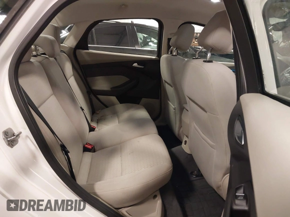 2012 Ford Focus SEL with VIN 1FAHP3H22CL178118, listed as a IAAI auction lot 42013759 with 183,481 mi miles and . Bid and sale history available at carsss.com. Image 8.