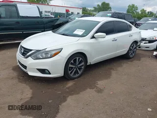 2016 Nissan Altima S z VIN 1N4AL3AP0GC174433, wystawiony jako IAAI lot #42257840 z przebiegiem 122 158 mil mil oraz . Historia ofert i sprzedaży dostępna na DreamBid. Obrazek 18.