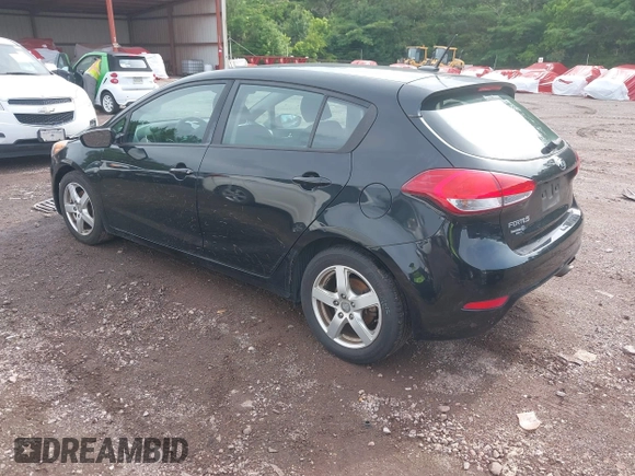 2016 Kia Forte LX z VIN KNAFK5A8XG5599229, wystawiony jako IAAI lot #42369895 z przebiegiem 105 214 mil mil oraz . Historia ofert i sprzedaży dostępna na DreamBid. Obrazek 3.