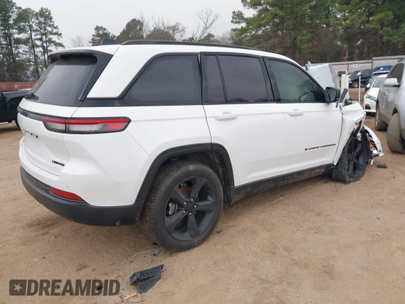 2023 Jeep Grand Cherokee Limited with VIN 1C4RJHBG6PC533640, listed as a IAAI auction lot 41499772 with Not provided miles and . Bid and sale history available at DreamBid. Image 4.