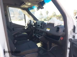 2020 Mercedes-Benz Sprinter Cargo with VIN W1W70BGY8LT026861, listed as a IAAI auction lot 41679015 with 96,367 mi miles and . Bid and sale history available at carsss.com. Image 5.