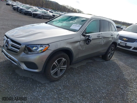 2019 Mercedes-Benz GLC with VIN WDC0G4JB2KV175112, listed as a IAAI auction lot 41909488 with 44,658 mi miles. Bid and sale history available at carsss.com. Image 18.