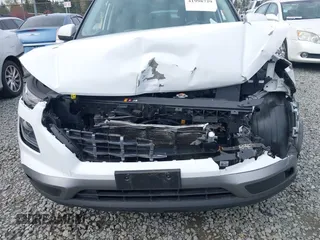 2022 Hyundai Venue Limited with VIN KMHRC8A31NU132315, listed as a IAAI auction lot 41998729 with 31,976 mi miles and . Bid and sale history available at DreamBid. Image 6.