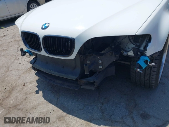 2004 BMW 3 Series 325i with VIN WBAAZ33484KP87894, listed as a IAAI auction lot 42131433 with 136,592 mi miles and . Bid and sale history available at carsss.com. Image 6.