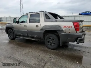 2002 Chevrolet Avalanche with VIN 3GNEK13T92G312366, listed as a Copart auction lot 50880275 with 255,366 mi miles and Salvage Title. Bid and sale history available at carsss.com. Image 2.