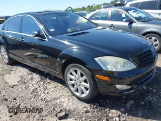 2007 Mercedes-Benz S 550 with VIN WDDNG86X97A090361, listed as a IAAI auction lot 41976832 with 210,763 mi miles and . Bid and sale history available at DreamBid. Image 1.