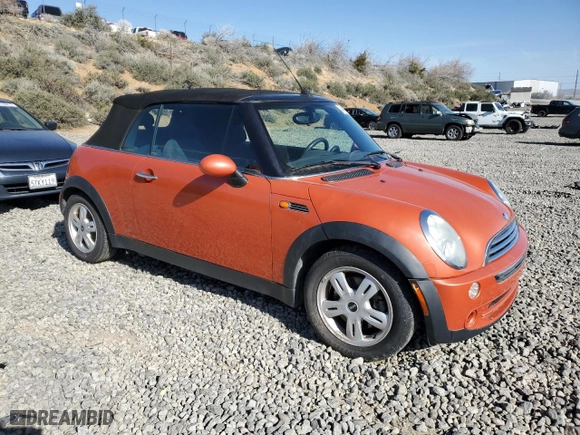 2005 MINI Cooper Convertible with VIN WMWRF33485TG10403, listed as a Copart auction lot 52459735 with 118,445 mi miles and Clean Title. Bid and sale history available at carsss.com. Image 4.