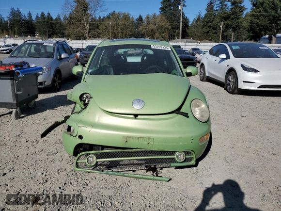 2003 Volkswagen New Beetle Coupe GLS with VIN 3VWCD21C23M406673, listed as a Copart auction lot 53209135 with 106,430 mi miles and Salvage Title. Bid and sale history available at carsss.com. Image 5.