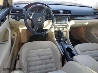 2014 Volkswagen Passat SEL Premium with VIN 1VWCS7A35EC021325, listed as a Copart auction lot 71020814 with 73,982 mi miles and Salvage Title. Bid and sale history available at carsss.com. Image 8.