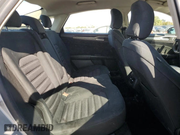 2018 Ford Fusion SE z VIN 3FA6P0LU7JR139974, wystawiony jako Copart lot #69819394 z przebiegiem 164 123 mil mil oraz Szkoda całkowita • Salvage title. Historia ofert i sprzedaży dostępna na DreamBid. Obrazek 10.