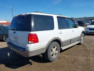 2003 Ford Expedition Eddie Bauer with VIN 1FMFU17L43LC47511, listed as a IAAI auction lot 41389633 with 236,105 mi miles. Bid and sale history available at carsss.com. Image 4.