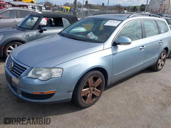 2008 Volkswagen Passat with VIN WVWLK93C38E116986, listed as a IAAI auction lot 41630215 with 141,019 mi miles and . Bid and sale history available at DreamBid. Image 2.