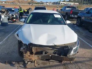 2017 Kia Optima EX z VIN KNAGV4LD5H5017555, wystawiony jako IAAI lot #41414200 z przebiegiem 70 532 mil mil oraz . Historia ofert i sprzedaży dostępna na DreamBid. Obrazek 12.