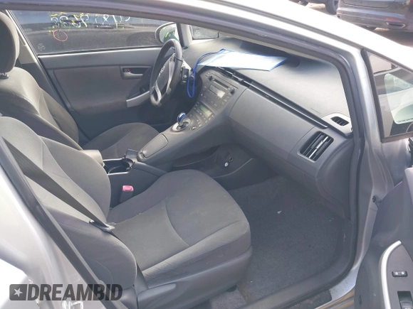 2011 Toyota Prius I with VIN JTDKN3DU9B0268301, listed as a IAAI auction lot 41983104 with 172,883 mi miles. Bid and sale history available at carsss.com. Image 5.