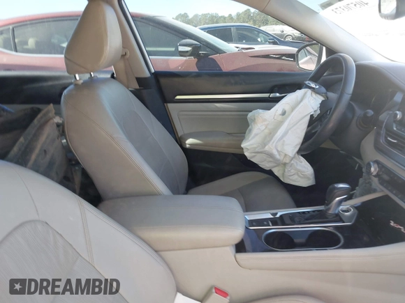 2020 Nissan Altima Platinum with VIN 1N4BL4FV3LC226469, listed as a IAAI auction lot 40570373 with 72,483 mi miles and . Bid and sale history available at carsss.com. Image 5.