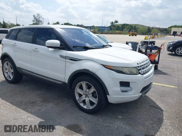 2013 Land Rover Range Rover Evoque Pure with VIN SALVN2BG7DH853606, listed as a IAAI auction lot 41696051 with 156,587 mi miles. Bid and sale history available at carsss.com. Image 1.