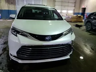 2021 Toyota Sienna Limited with VIN 5TDESKFC8MS002515, listed as a Copart auction lot 45865525 with 73,290 mi miles and Clean Title. Bid and sale history available at DreamBid. Image 14.