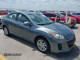 2012 Mazda 3 i Touring z VIN JM1BL1V77C1691182, wystawiony jako IAAI lot #42420310 z przebiegiem 73 099 mil mil oraz . Historia ofert i sprzedaży dostępna na DreamBid. Obrazek 1.