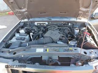 2009 Ford Ranger XLT with VIN 1FTZR45E49PA26582, listed as a IAAI auction lot 41277501 with 33,349 mi miles. Bid and sale history available at carsss.com. Image 10.