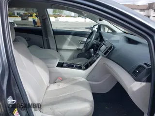 2013 Toyota Venza LE with VIN 4T3ZA3BB0DU071639, listed as a IAAI auction lot 41786133 with 129,492 mi miles. Bid and sale history available at carsss.com. Image 5.