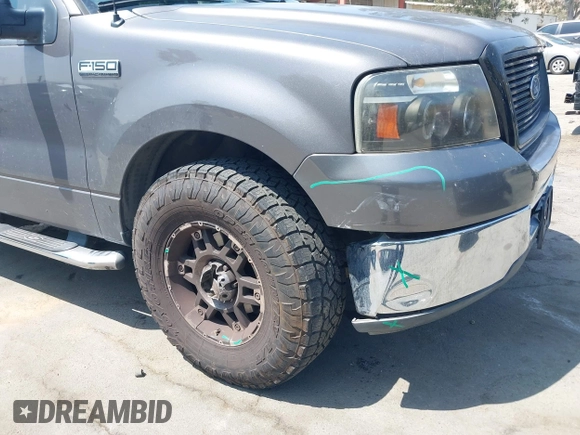 2006 Ford F-150 XLT z VIN 1FTPW125X6KA93635, wystawiony jako IAAI lot #42094360 z przebiegiem 165 844 mil mil oraz . Historia ofert i sprzedaży dostępna na DreamBid. Obrazek 6.
