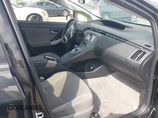 2014 Toyota Prius Four with VIN JTDKN3DU0E0376097, listed as a IAAI auction lot 41909796 with 122,973 mi miles. Bid and sale history available at carsss.com. Image 5.