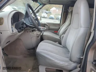 2004 GMC Safari Passenger with VIN 1GKDM19X24B503118, listed as a Copart auction lot 85171104 with 172,165 mi miles and Salvage Title. Bid and sale history available at carsss.com. Image 7.
