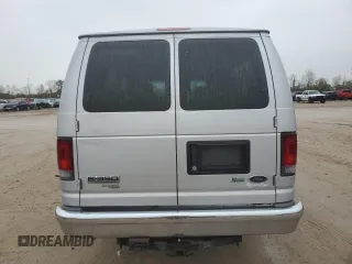 2013 Ford Econoline Passenger XL с VIN 1FBSS3BLXDDA73441, выставлен на аукционе Copart как лот 41402315 с пробегом 116 086 миль миль и Списание • Salvage title. История ставок и продаж доступна на DreamBid. Изображение 6.