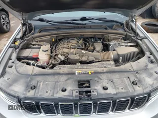 2021 Jeep Grand Cherokee Limited z VIN 1C4RJKBGXM8109793, wystawiony jako IAAI lot #42179993 z przebiegiem 48 250 mil mil oraz . Historia ofert i sprzedaży dostępna na DreamBid. Obrazek 10.