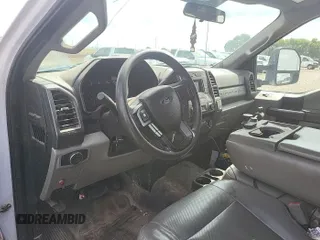2019 Ford F-350 XL with VIN 1FD7X3A68KEG78527, listed as a IAAI auction lot 42636585 with 145,652 mi miles and . Bid and sale history available at DreamBid. Image 1.