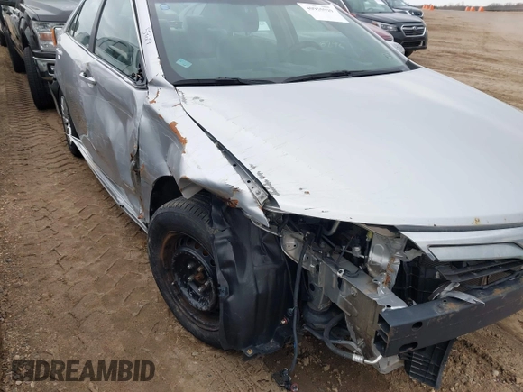 2013 Toyota Camry L with VIN 4T1BF1FK1DU272007, listed as a IAAI auction lot 40955929 with 157,042 mi miles. Bid and sale history available at carsss.com. Image 17.