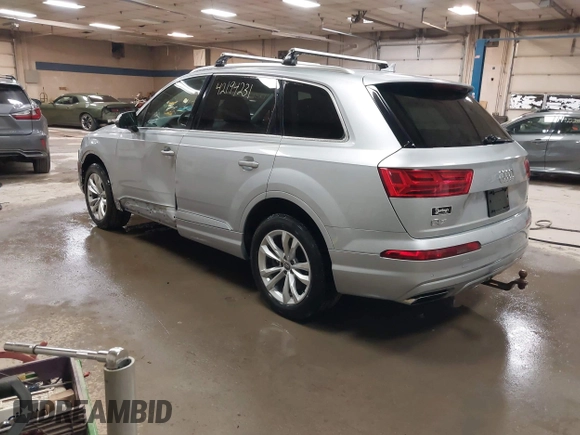 2017 Audi Q7 Premium Plus with VIN WA1LAAF79HD039429, listed as a IAAI auction lot 42194231 with 147,509 mi miles and . Bid and sale history available at DreamBid. Image 3.