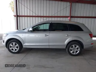 2015 Audi Q7 3.0T Premium with VIN WA1CGAFE9FD026724, listed as a IAAI auction lot 41740073 with 71,505 mi miles. Bid and sale history available at carsss.com. Image 14.