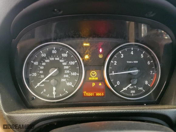 2008 BMW 3 Series 328i with VIN WBAWL13518PX17991, listed as a Copart auction lot 47947755 with 175,301 mi miles and Salvage Title. Bid and sale history available at carsss.com. Image 9.