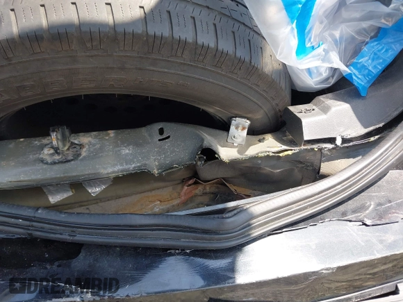 2013 Ford Explorer с VIN 1FM5K7B9XDGB79354, выставлен на аукционе IAAI как лот 42561931 с пробегом 162 163 миль миль и . История ставок и продаж доступна на DreamBid. Изображение 16.