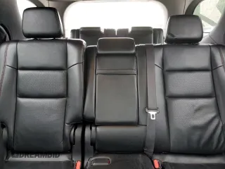 2024 Dodge Durango GT Plus z VIN 1C4RDJDG7RC192232, wystawiony jako Copart lot #59980395 z przebiegiem 27 409 mil mil oraz Czysty tytuł • Clean title. Historia ofert i sprzedaży dostępna na DreamBid. Obrazek 10.